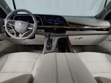 2023 Cadillac Escalade с пробегом 13 762 км