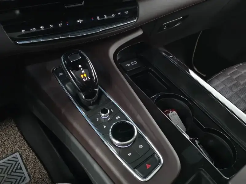 2023 Cadillac Escalade с пробегом 11 775 км