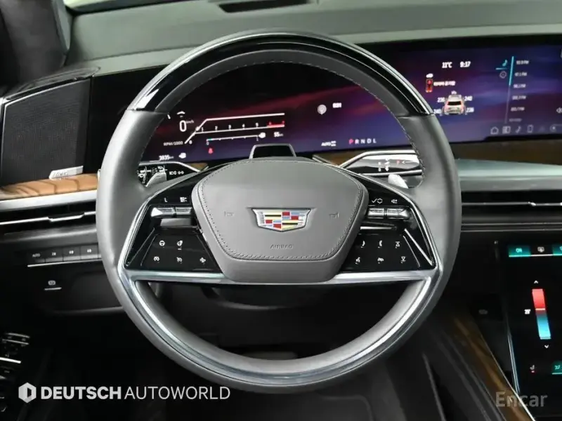 2025 Cadillac Escalade с пробегом 3 935 км