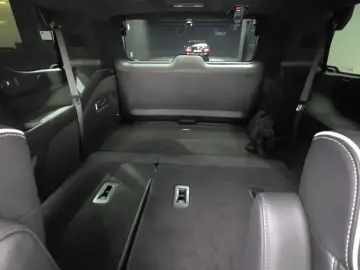 2025 Cadillac Escalade с пробегом 14 237 км