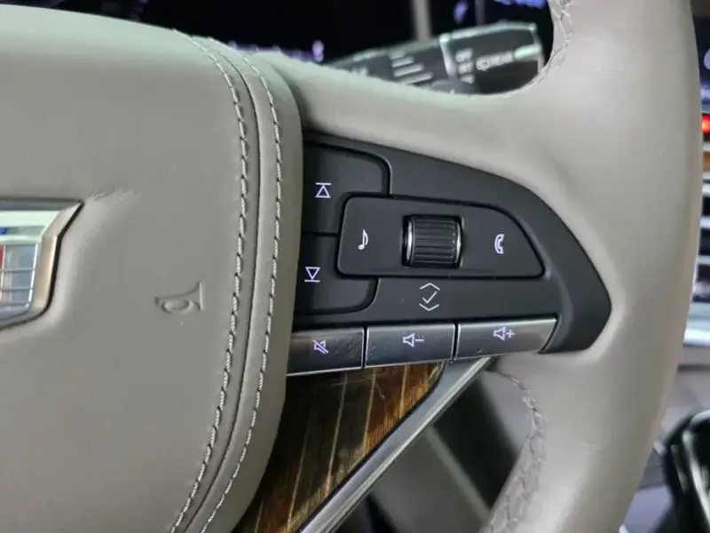 2021 Cadillac Escalade с пробегом 28 981 км