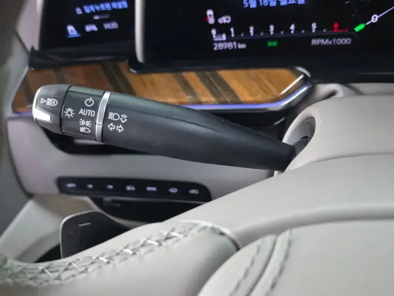 2021 Cadillac Escalade с пробегом 28 981 км