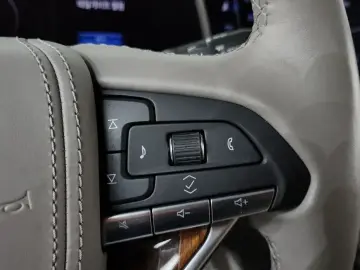 2022 Cadillac Escalade с пробегом 38 475 км