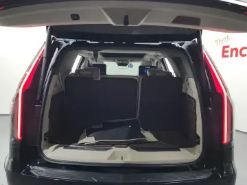 2022 Cadillac Escalade с пробегом 38 475 км
