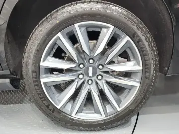 2022 Cadillac Escalade с пробегом 38 475 км