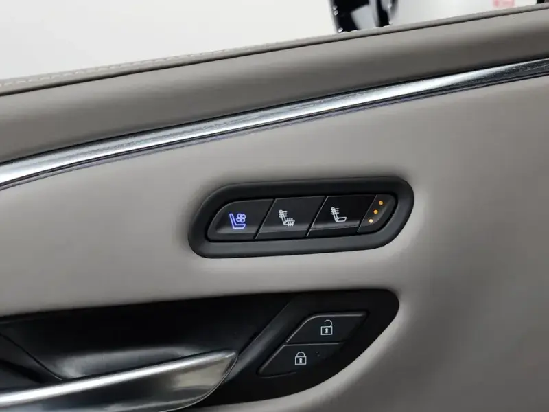 2022 Cadillac Escalade с пробегом 38 475 км