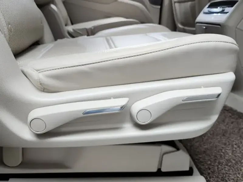 2022 Cadillac Escalade с пробегом 38 475 км