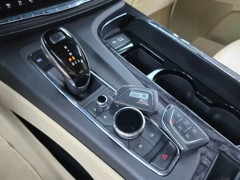 2021 Cadillac Escalade с пробегом 74 400 км