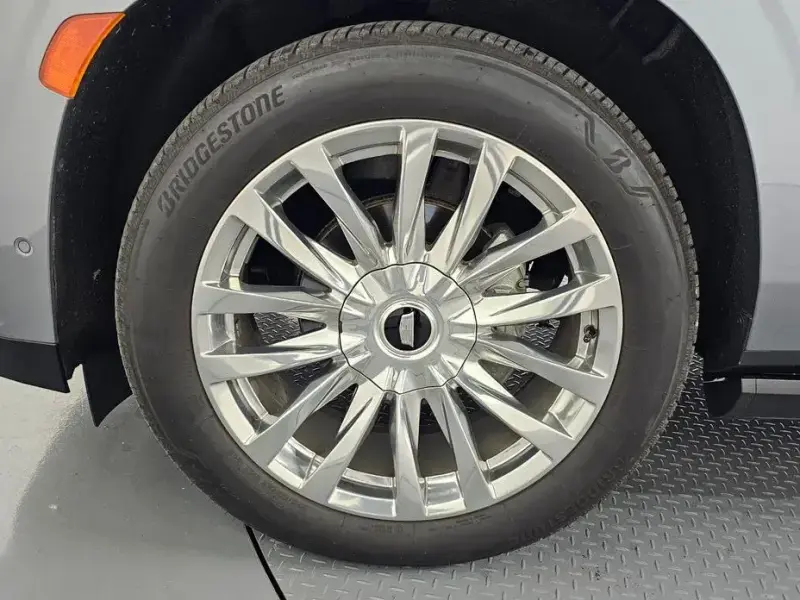 2022 Cadillac Escalade с пробегом 63 663 км