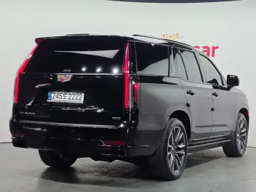 2023 Cadillac Escalade с пробегом 49 109 км