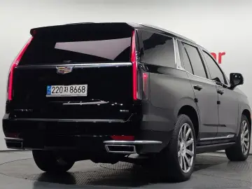 2022 Cadillac Escalade с пробегом 58 605 км