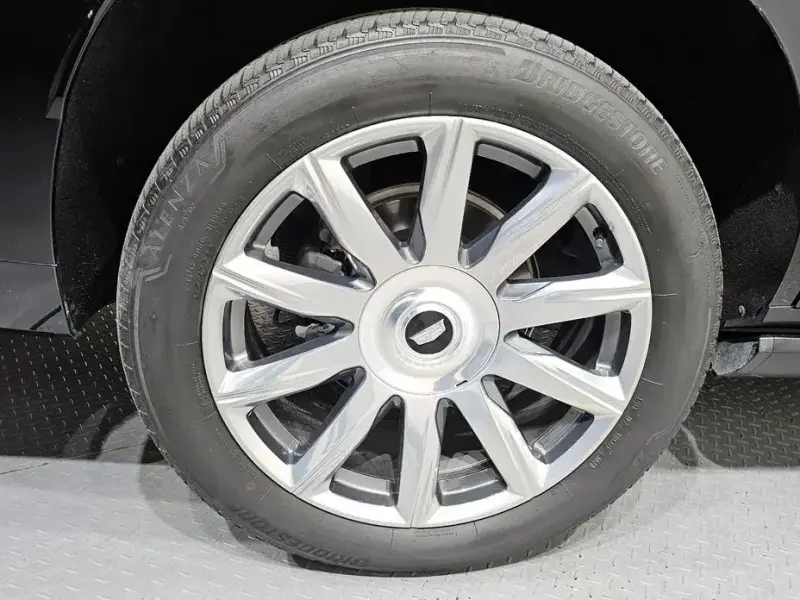 2022 Cadillac Escalade с пробегом 58 605 км