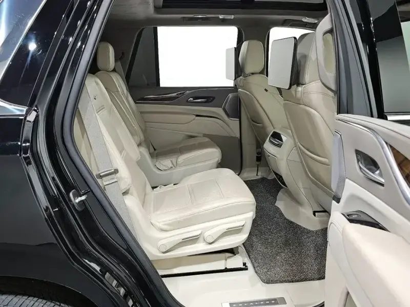 2022 Cadillac Escalade с пробегом 58 605 км