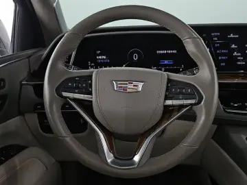 2022 Cadillac Escalade с пробегом 58 605 км