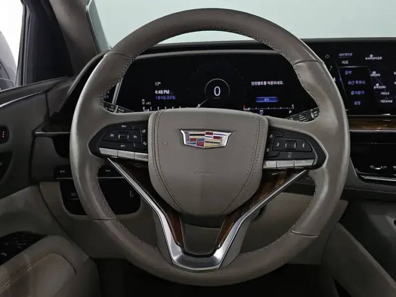 2022 Cadillac Escalade с пробегом 58 605 км