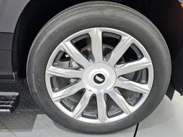 2022 Cadillac Escalade с пробегом 58 605 км