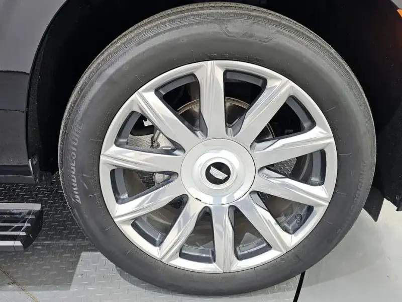 2022 Cadillac Escalade с пробегом 58 605 км