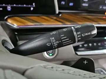 2022 Cadillac Escalade с пробегом 58 605 км