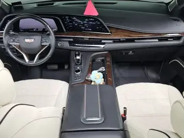 2021 Cadillac Escalade с пробегом 46 949 км
