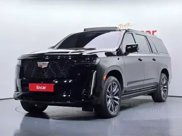 2024 Cadillac Escalade с пробегом 22 684 км