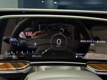 2024 Cadillac Escalade с пробегом 22 684 км
