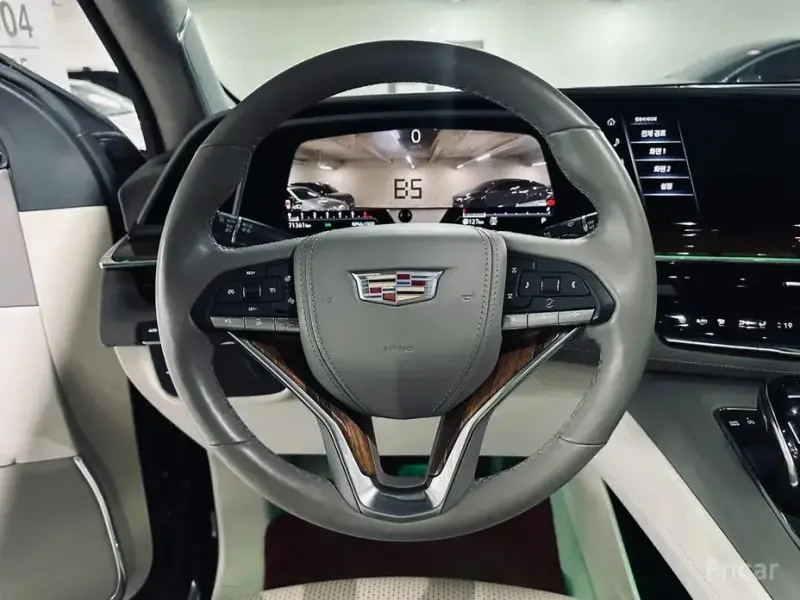 2022 Cadillac Escalade с пробегом 71 334 км