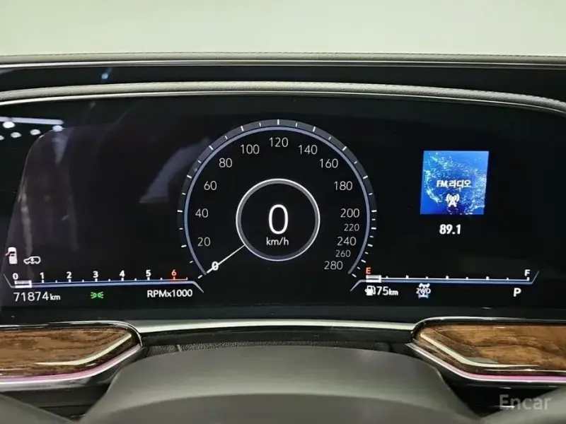 2022 Cadillac Escalade с пробегом 71 874 км