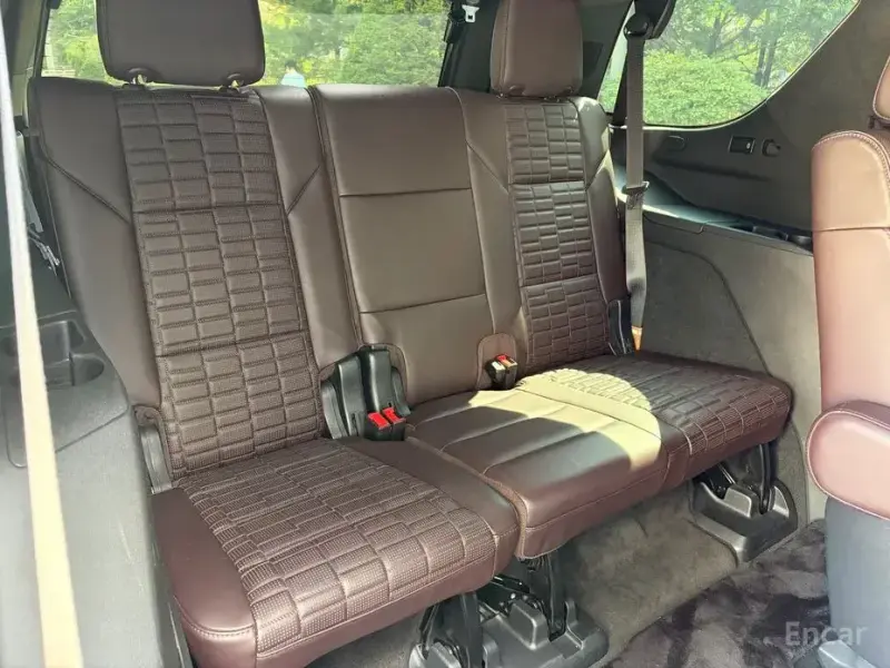 2022 Cadillac Escalade с пробегом 43 071 км