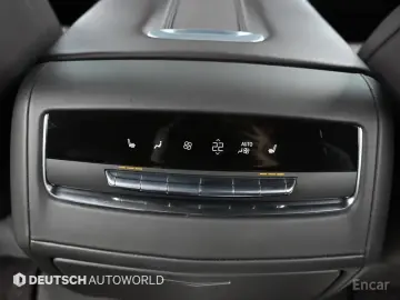 2023 Cadillac Escalade с пробегом 38 209 км