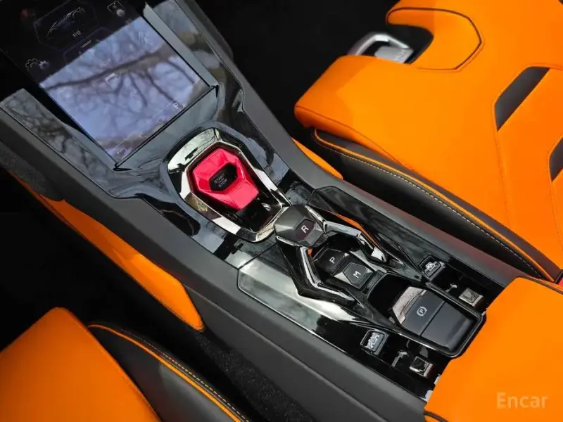 2023 Lamborghini Huracán с пробегом 2 150 км
