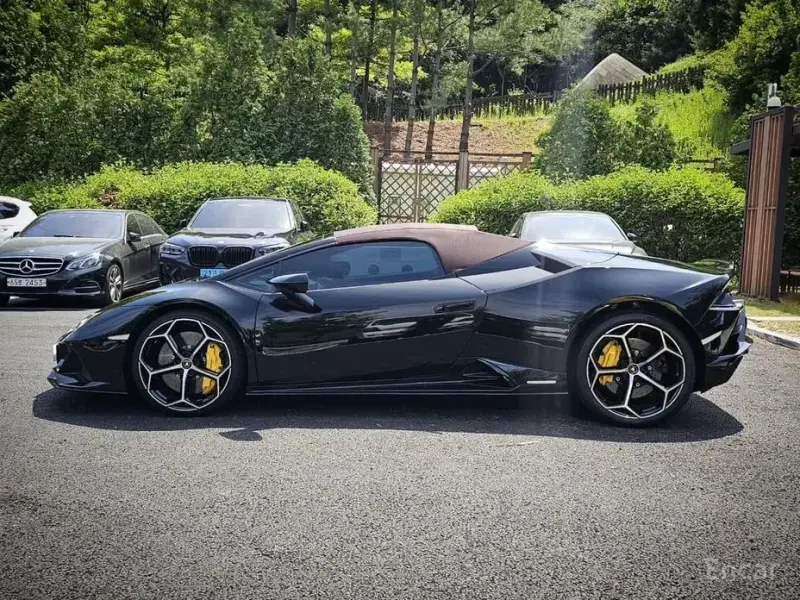 2020 Lamborghini Huracán с пробегом 9 100 км