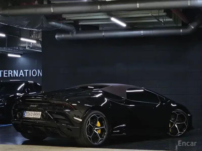 2020 Lamborghini Huracán с пробегом 9 100 км