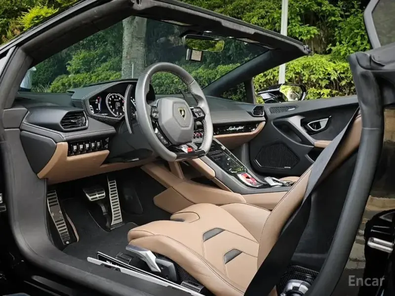 2020 Lamborghini Huracán с пробегом 9 100 км