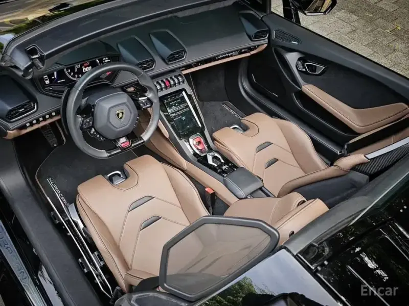 2020 Lamborghini Huracán с пробегом 9 100 км