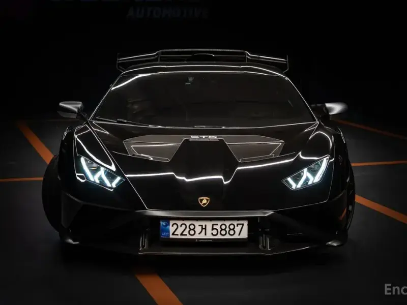 2023 Lamborghini Huracán с пробегом 9 092 км