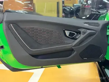 2023 Lamborghini Huracán с пробегом 60 км