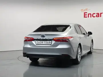 2021 Toyota Camry с пробегом 51 476 км