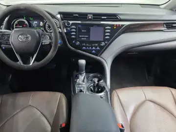 2021 Toyota Camry с пробегом 51 476 км