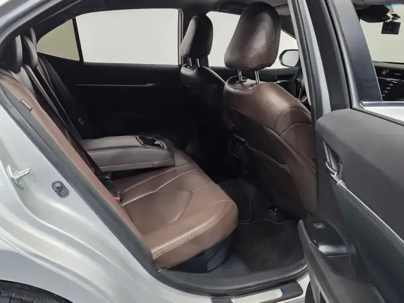 2021 Toyota Camry с пробегом 51 476 км