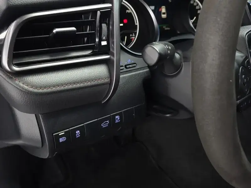 2021 Toyota Camry с пробегом 51 476 км