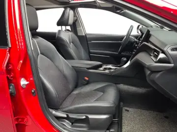 2021 Toyota Camry с пробегом 57 006 км