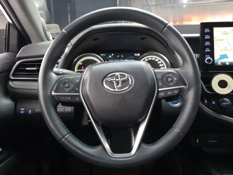 2021 Toyota Camry с пробегом 57 006 км