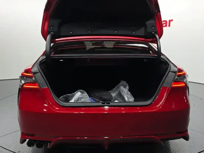 2021 Toyota Camry с пробегом 57 006 км