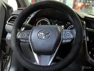 2022 Toyota Camry с пробегом 73 182 км