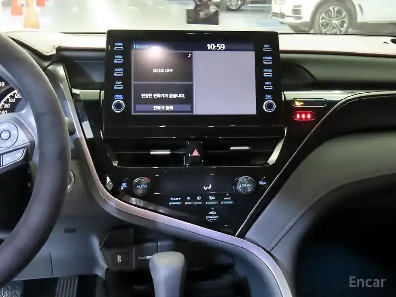 2022 Toyota Camry с пробегом 73 182 км