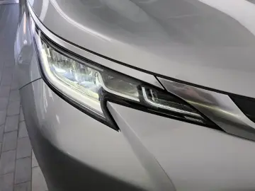 2023 Toyota Sienna с пробегом 68 149 км