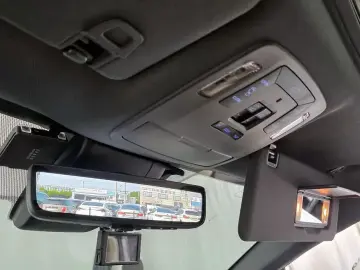 2023 Toyota Sienna с пробегом 68 149 км