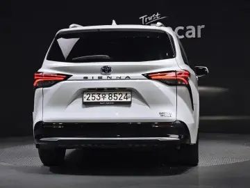 2022 Toyota Sienna с пробегом 31 393 км