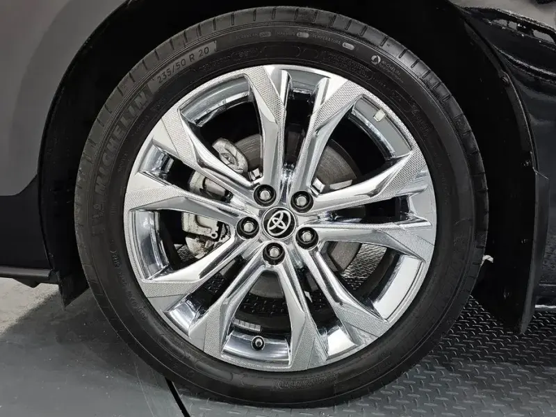2023 Toyota Sienna с пробегом 28 552 км