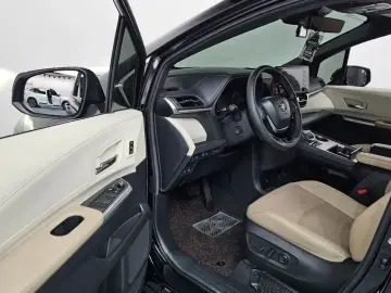 2023 Toyota Sienna с пробегом 28 552 км